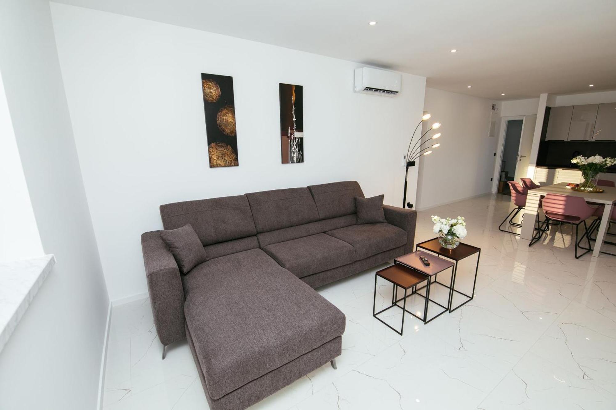 Apartment Didixi Pakostane